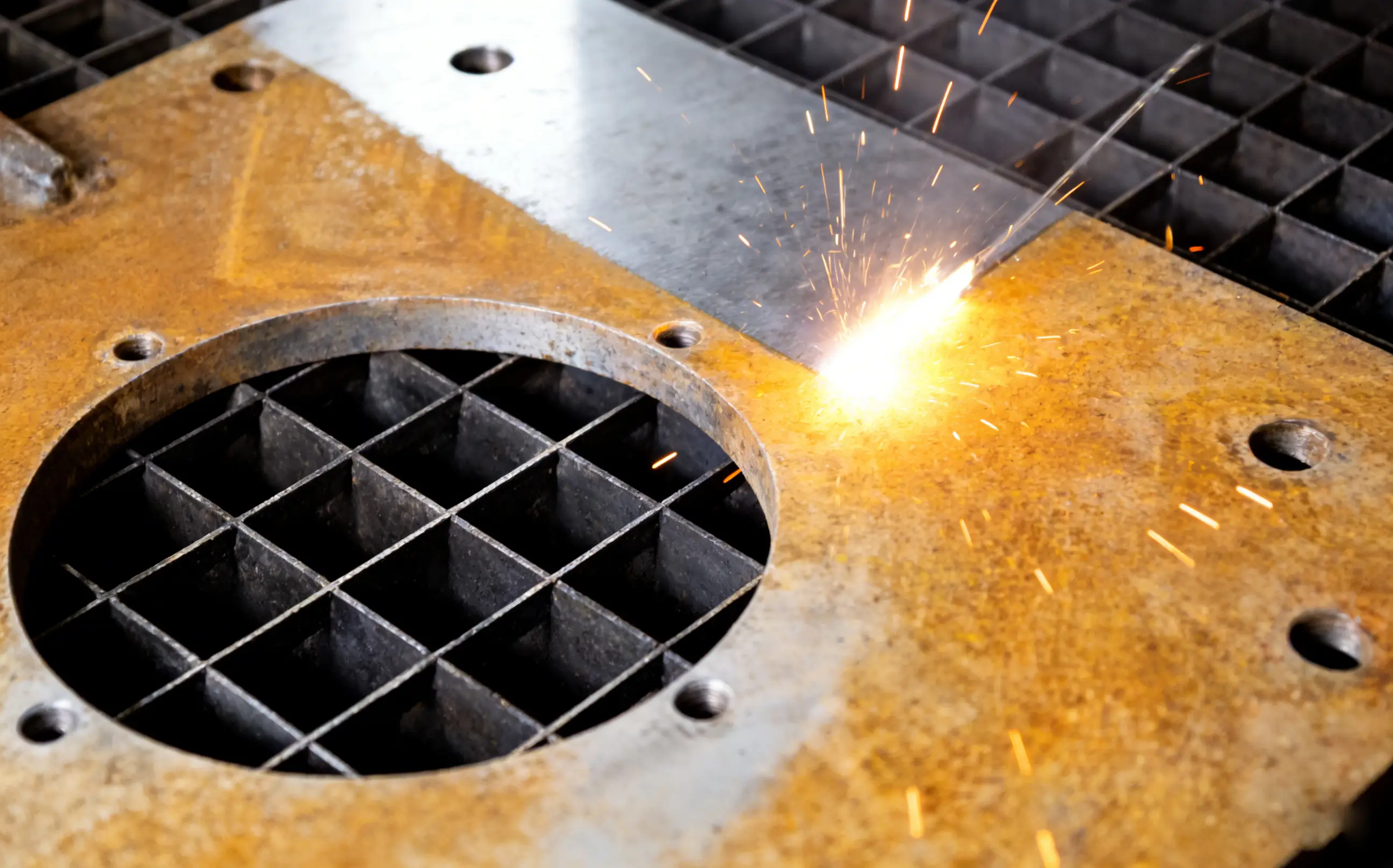 New Industrial Rust Removal: Laser Cleaning Machine In Metal Processing ...