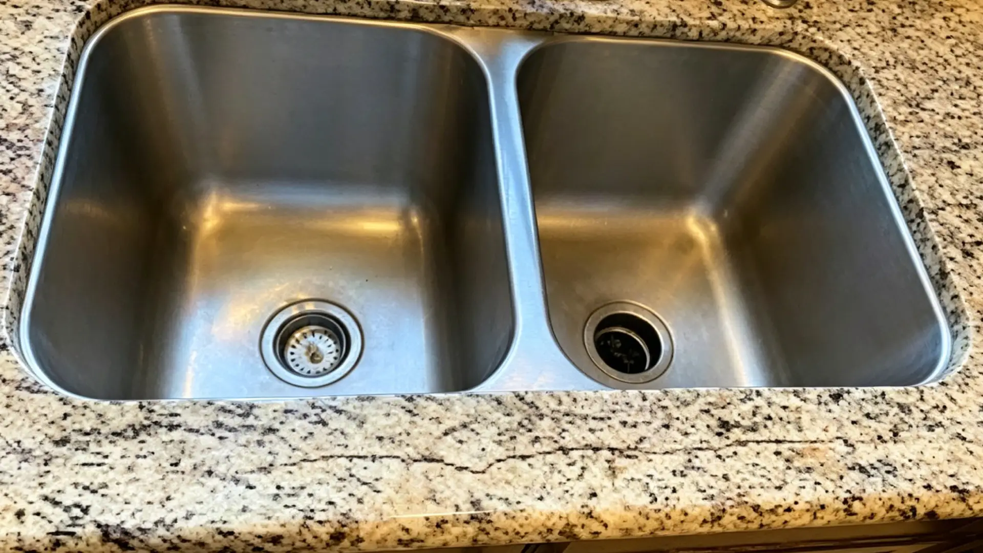 How To Repair A Cracked Stainless Steel Sink? 3 1777452136125 新建项目2 13