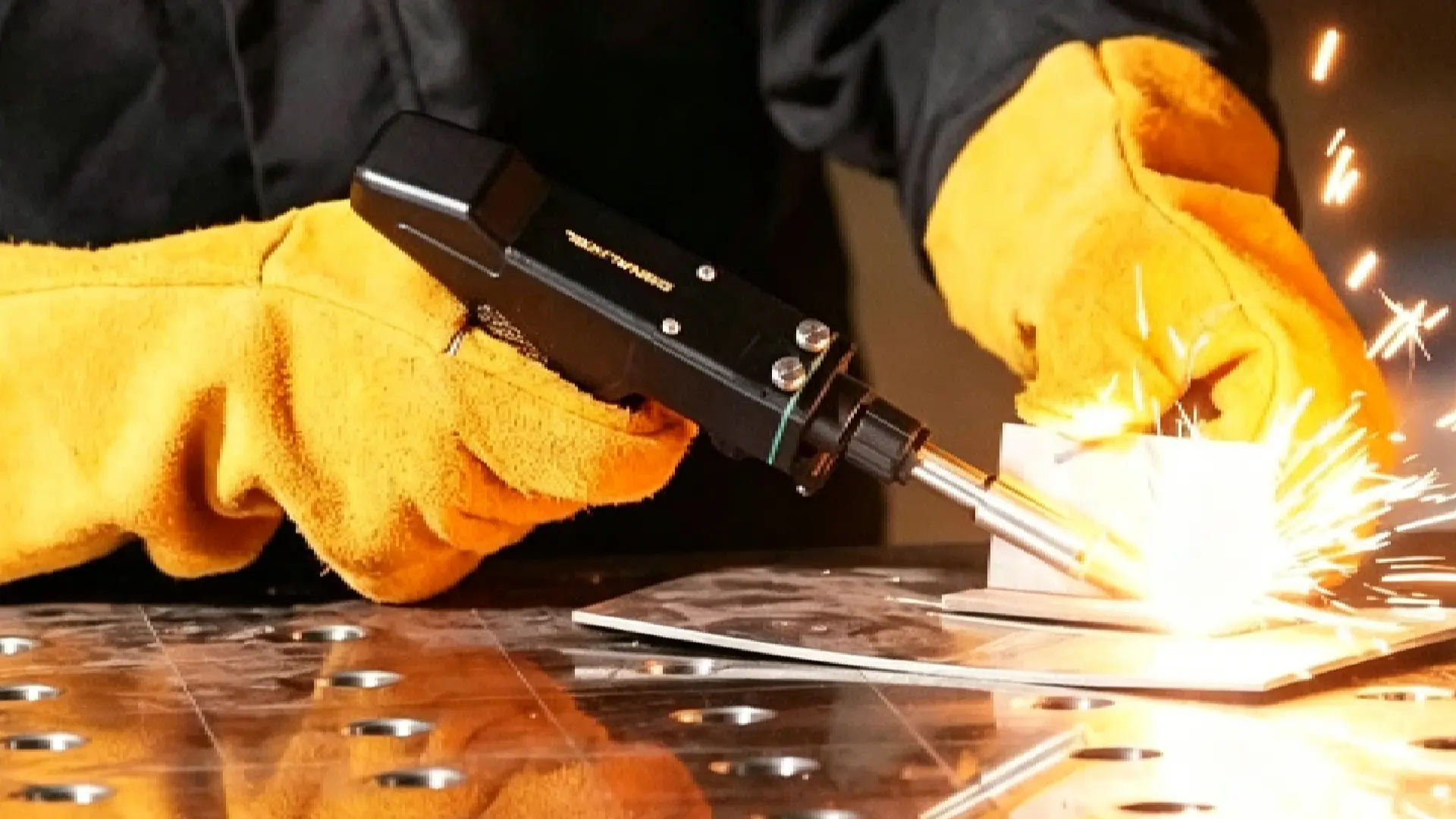 handheld laser welder