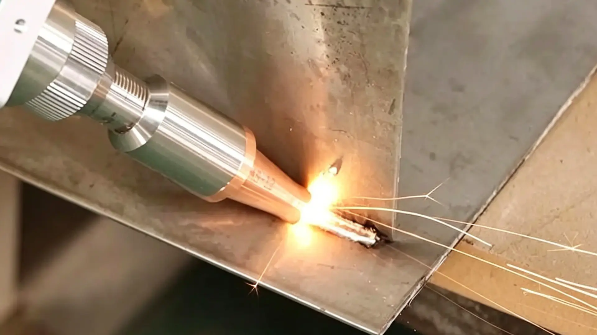 Handheld Laser Welder